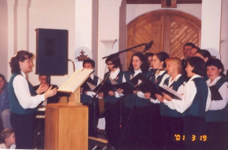 2001-03-18 Magyar Mise, Páty